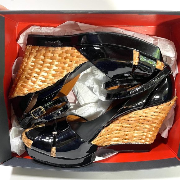 MaxAzria Ma-Dades wedge black patent bamboo sandal - Picture 10 of 11